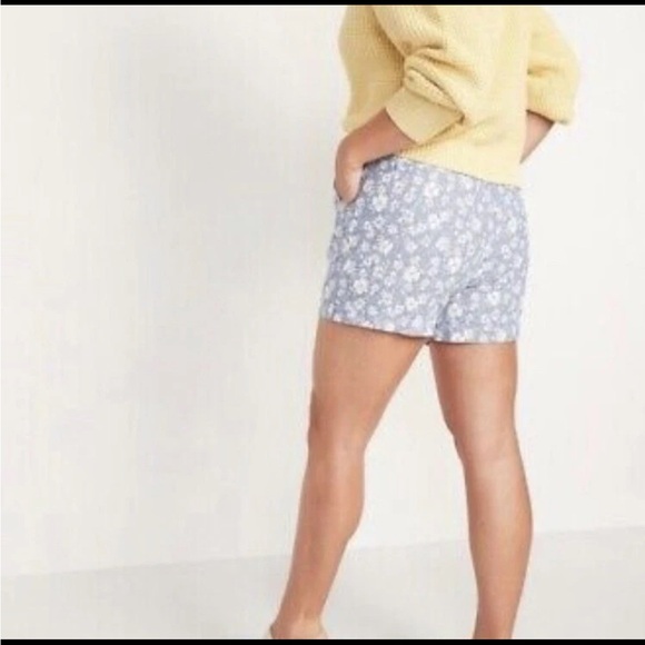 Old Navy Floral Linen Shorts — Light Blue and White - Picture 2 of 7